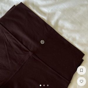 Merlot Cropped Lululemon Leggings
